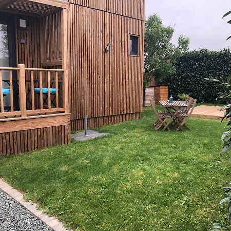 فيلا Tiny Et Jacuzzi Charente Maritime Plassay المظهر الخارجي الصورة