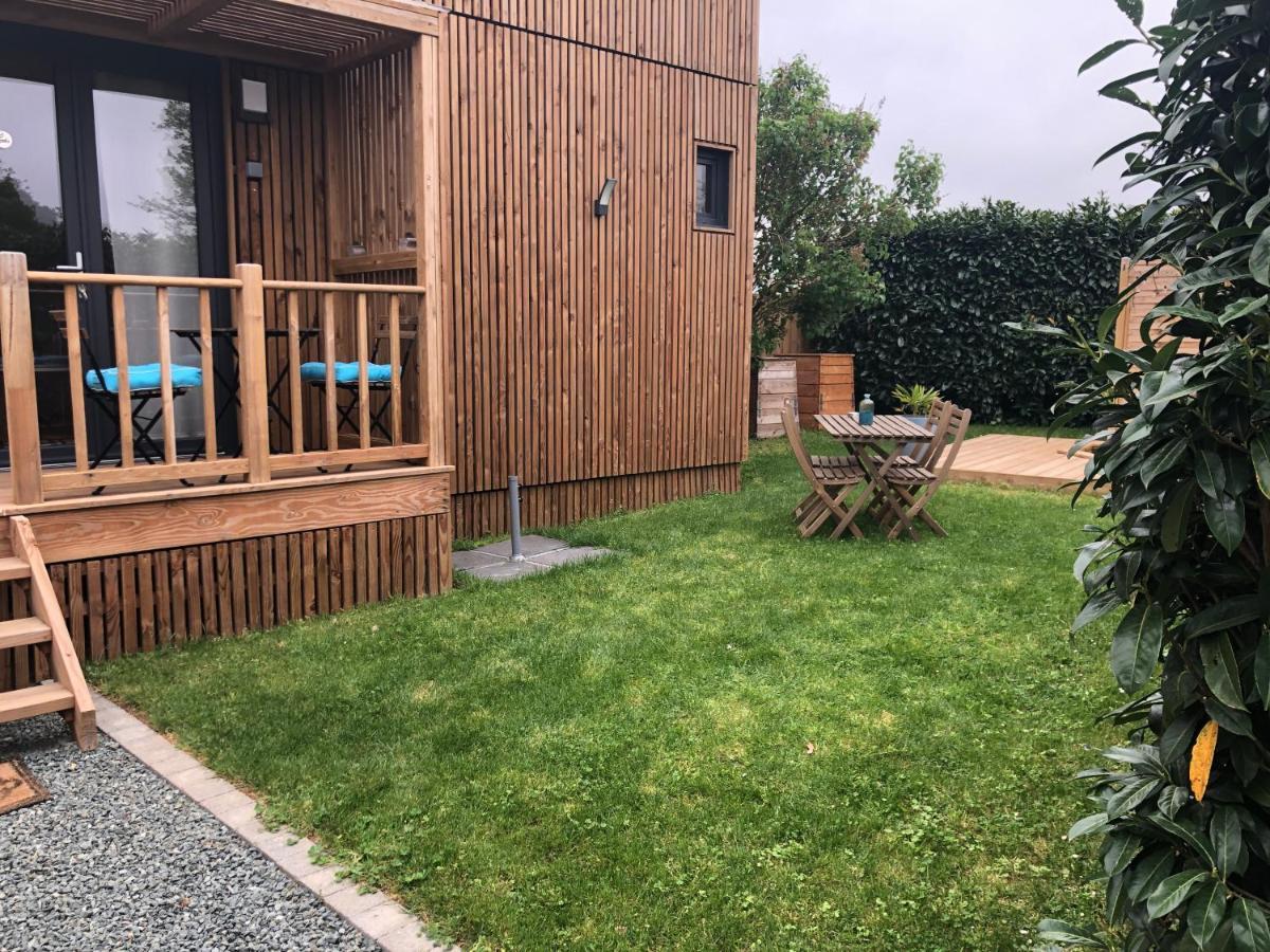 فيلا Tiny Et Jacuzzi Charente Maritime Plassay المظهر الخارجي الصورة